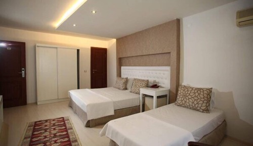 Standard-Doppel- oder -Zweibettzimmer