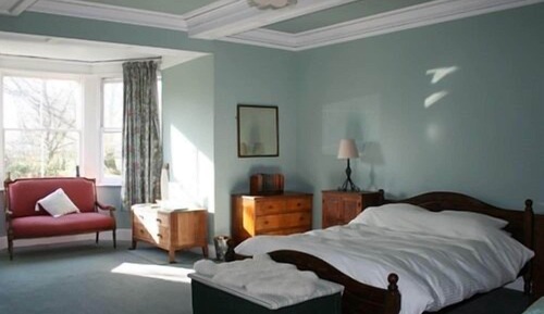 Classic-Dreibettzimmer, mit Bad, Gartenblick