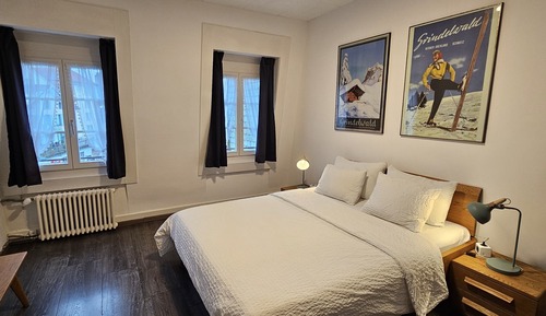 Doppelzimmer, Flussblick, Bergseite