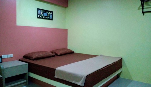 Standard Double Room, No Window