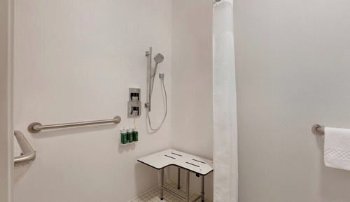 Zimmer, 2 Queen-Betten (Mobility Accessible, Tub)