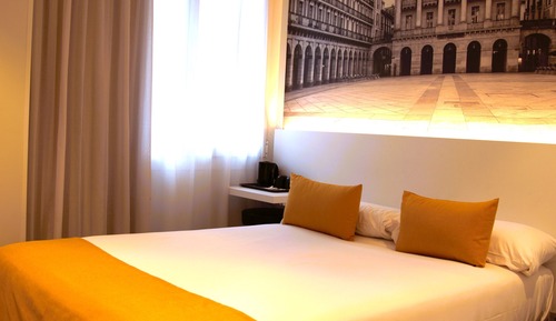 Junior-Doppelzimmer, Stadtblick