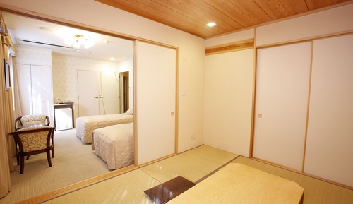 Familienzimmer, Annex