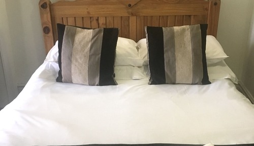 Familienzimmer (Larger)