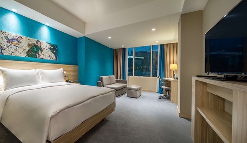 Familienzimmer, 1 Queen-Bett, Raucher, Balkon