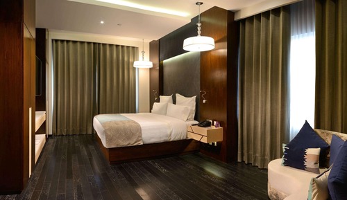 Presidential-Suite, 1 King-Bett