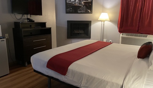 Suite, 1 King-Bett (Executive Suite)