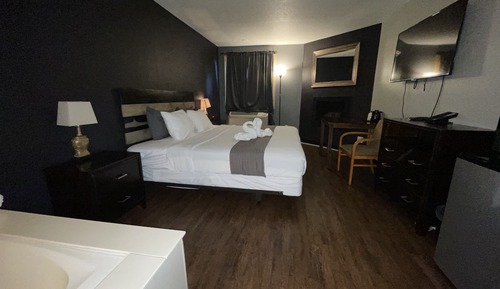 Suite, 1 King-Bett