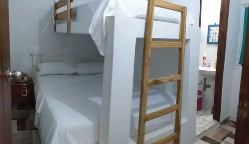 Standard-Dreibettzimmer, Terrasse, Gartenblick