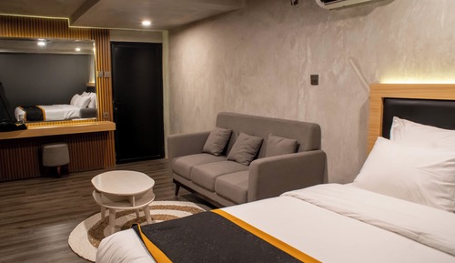 Family Double Room, Balcony, Pool View