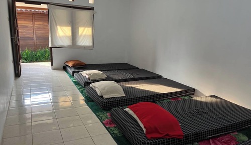 Gemeinsamer Schlafsaal (Barack)