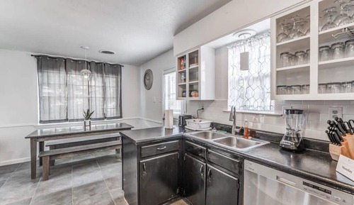 House, Multiple Beds, Patio, Garden View (Fox Hunt Hideaway)