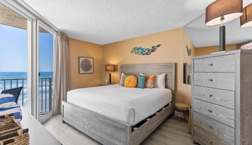 Condo, 2 Bedrooms, Balcony, Ocean View