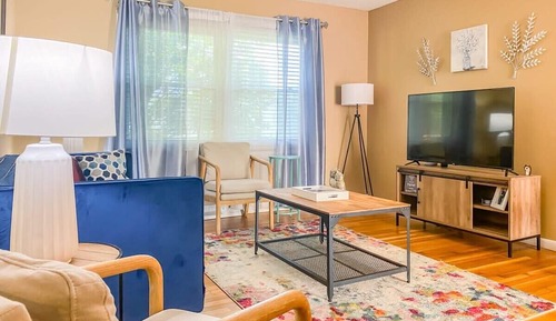 House, Multiple Beds, Pool Access, Pool View (Mahan Splashdown)