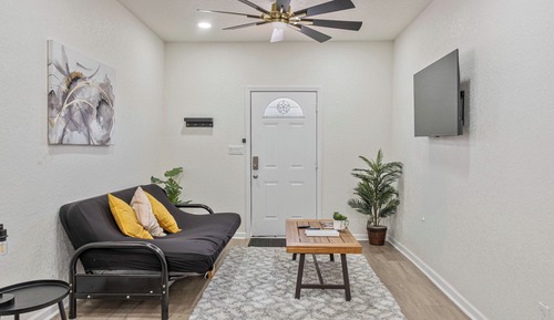 Apartment (2 Bedrooms)