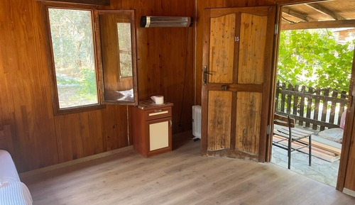 Comfort Room, Garden View