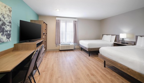 Room, 2 Queen Beds, Mobility Accessible, Non Smoking (Bathtub W/grab Bars)