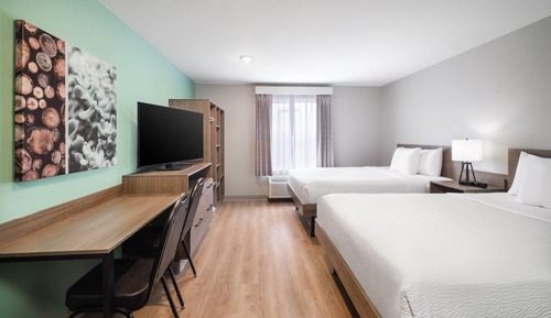 Suite, 2 Queen Beds, Non Smoking