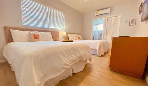 Basic-Zimmer, 2 Doppelbetten, Nichtraucher, Stadtblick