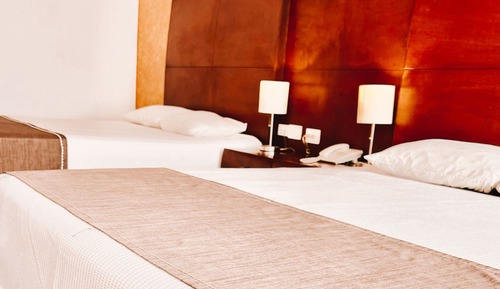 Familien-Vierbettzimmer