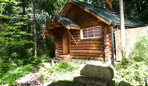 Holzhütte
