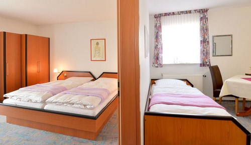 Vierbett-Studio