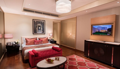Luxury-Zimmer, 2 Einzelbetten (Runway View)