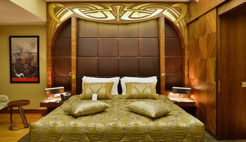 Royal-Suite