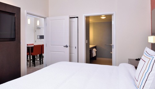 Suite, 2 Schlafzimmer (Mobility Accessible, Tub)