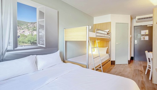 Vierbettzimmer, Nichtraucher