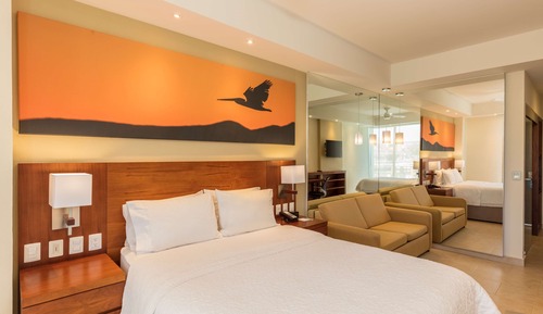 Zimmer, 1 Queen-Bett und Schlafsofa, Kühlschrank, Meerblick