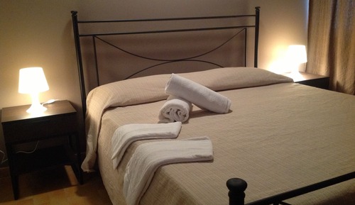 Doppel- oder Zweibettzimmer