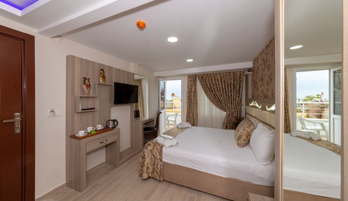 Standard-Doppelzimmer, Balkon