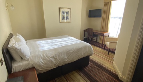 Economy-Doppelzimmer