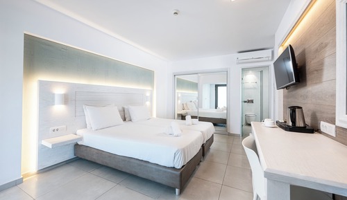 Deluxe-Doppelzimmer, Poolblick