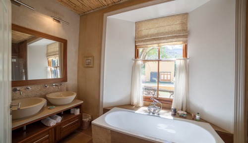 Classic-Suite (Courtyard Manor 1 pax)