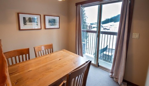 Studio (Snow Creek Lodge #209)