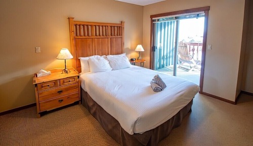 Apartment (Snow Creek Lodge #311)