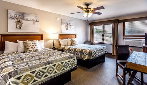 Standardzimmer, 2 Queen-Betten, Hügelblick
