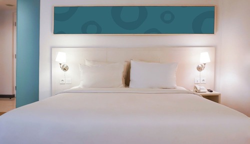 Urban Deluxe Premier Room