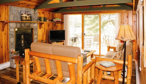 Premium-Ferienhütte, 2 Schlafzimmer, Kamin, Seeblick