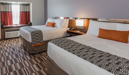 Zimmer, 2 Queen-Betten, Nichtraucher