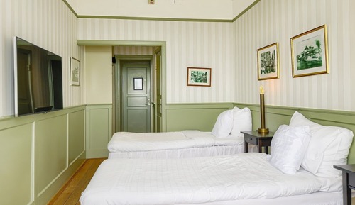 King Superior Seaview and Balcony