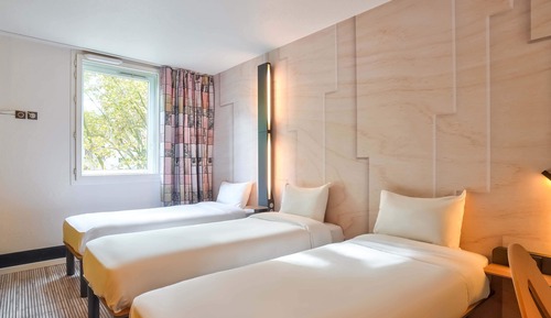 Dreibettzimmer, Nichtraucher