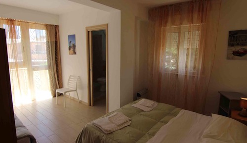 Dreibettzimmer