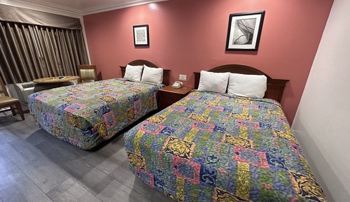 Standardzimmer, 2 Queen-Betten