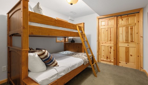 Villa, 5 Schlafzimmer (#16, 3.5 Bathrooms)