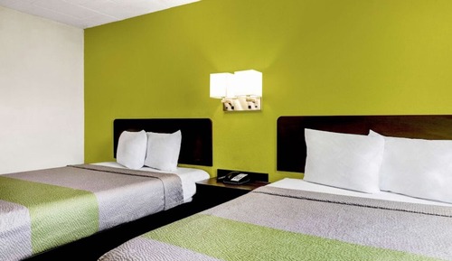 Deluxe-Zimmer, 2 Queen-Betten, Nichtraucher, Kühlschrank und Mikrowelle