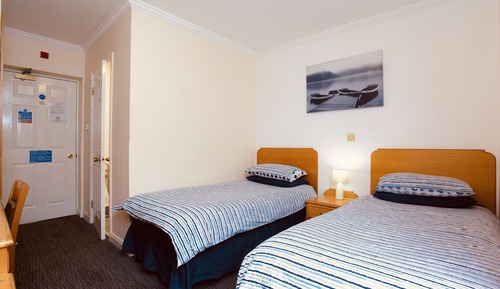 Zweibettzimmer
