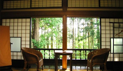 Traditional-Zimmer (Japanese Style, 10 Tatami Mats)